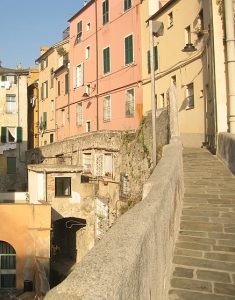 Genova ormeggio mura del Barbarossa